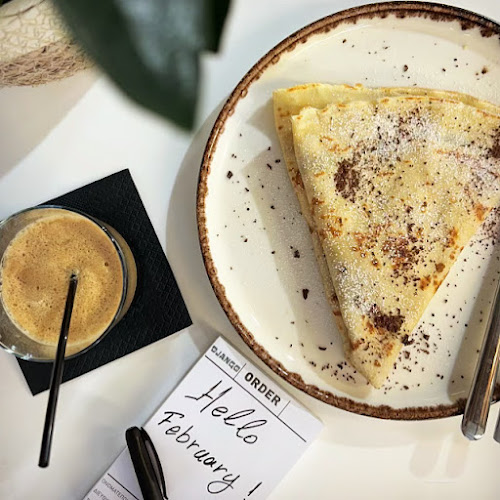 Django Σερβίων - Σέρβια