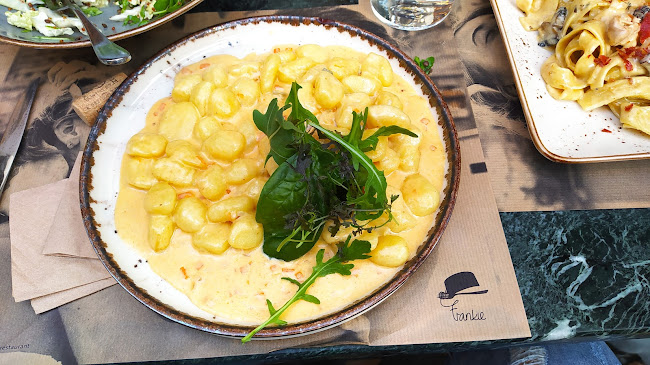 Comentarii opinii despre Frankie