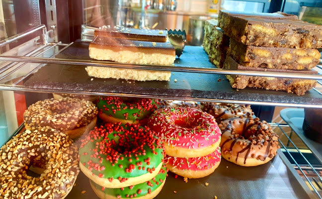 Comentarii opinii despre Bruno Box Giannouli