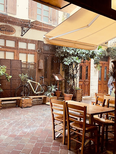 Colombo Kitchen & Bar - Γαστρονομία και φιλοξενία