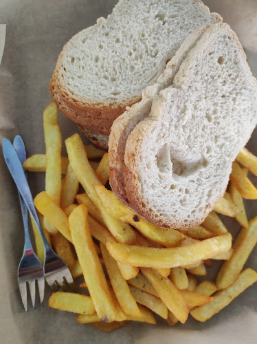 Comentarii opinii despre Διαχειρός και στη Λαδόκολλα - Σουβλάκια Καστοριά