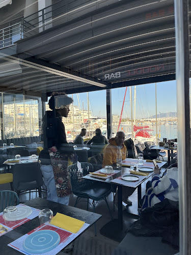 Noodle Bar Πειραιάς - Γαστρονομία και φιλοξενία