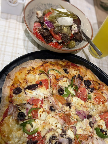 Select Restaurant Cafe