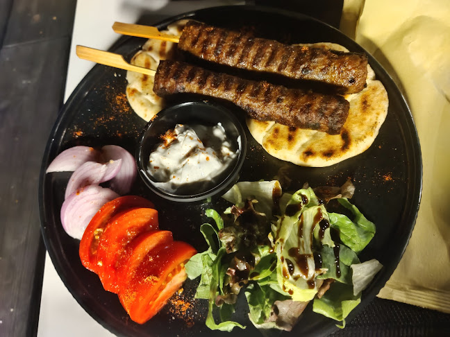 Charoite All Day Bar/Restaurant - Γαστρονομία και φιλοξενία