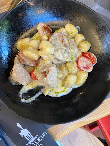 Βρεγμένη Γάτα - Θεσσαλονίκη