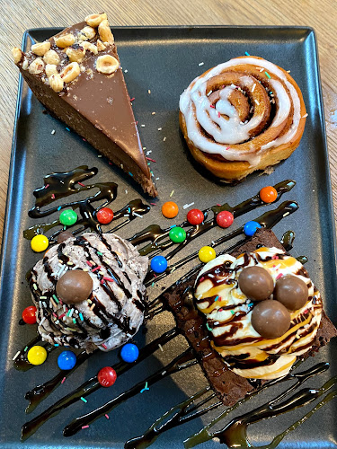 Λεωφ. Περικλέους 37, Χολαργός 155 61