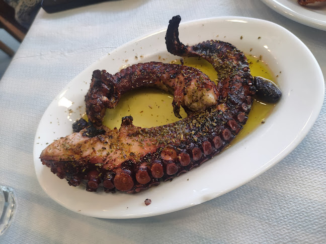 Opinii despre Τσιπουράδικο ΝΕΜΕΣΙΣ în Καβάλα - Γαστρονομία και φιλοξενία