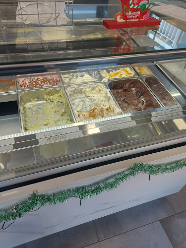 Opinii despre Gelato di papa în Μεσολόγγι - Γαστρονομία και φιλοξενία