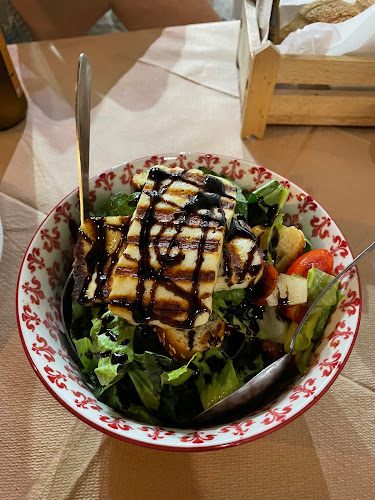 Pera Vrehi - Περα Βρεχει - Γαστρονομία και φιλοξενία