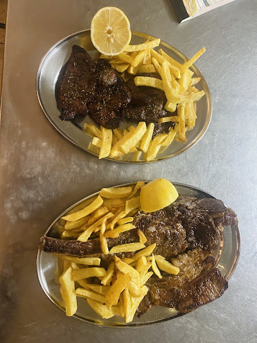 Η ταβέρνα της Χαρίκλειας/Taverna Xarikleia