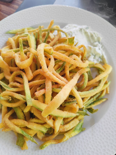 Comentarii opinii despre Βρεγμένη Γάτα