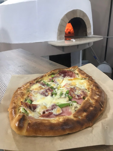 BURANO pizza istiaia - Γαστρονομία και φιλοξενία
