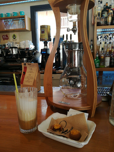 "The Ritz" - Γαστρονομία και φιλοξενία