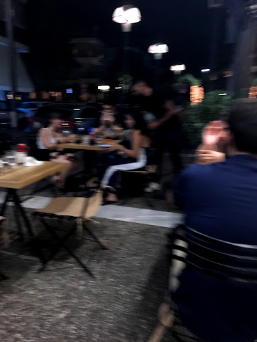 Opinii despre Just Burgers în Γλυφάδα - Γαστρονομία και φιλοξενία