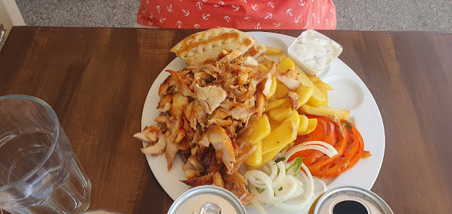 Opinii despre Γουρουνάκια Παστίδας în Παστίδα - Γαστρονομία και φιλοξενία