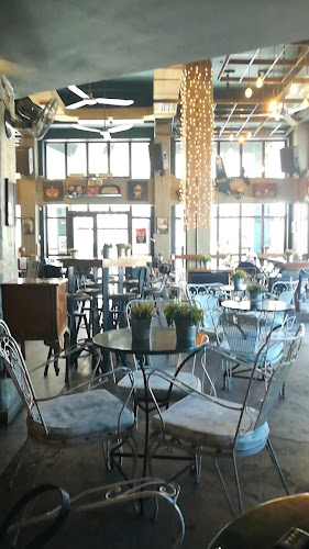 Αφροδίτης 2, Περιστέρι 121 37