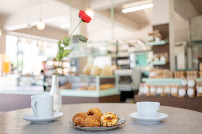 Comentarii opinii despre Φούρνος Οικογένεια Βενέρη