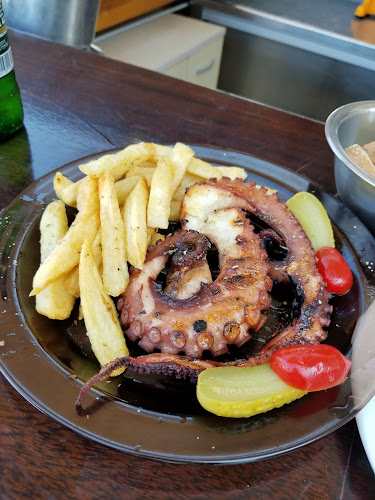 Opinii despre ΜΕΛΤΕΜΑΚΙ RESTAURANT AND BEACH BAR în Σούδα - Γαστρονομία και φιλοξενία