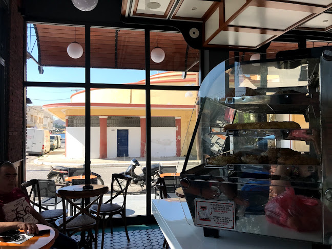Cafe Di Lago