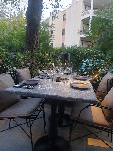 Πεντέλης 1, Κηφισιά 145 62