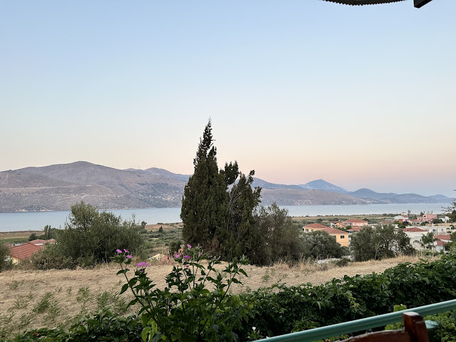 Φάρος - Γαστρονομία και φιλοξενία