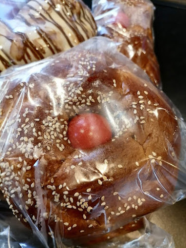 Delicious Corner - cafe-αρτοζαχαροπλαστείο - Καβάλα