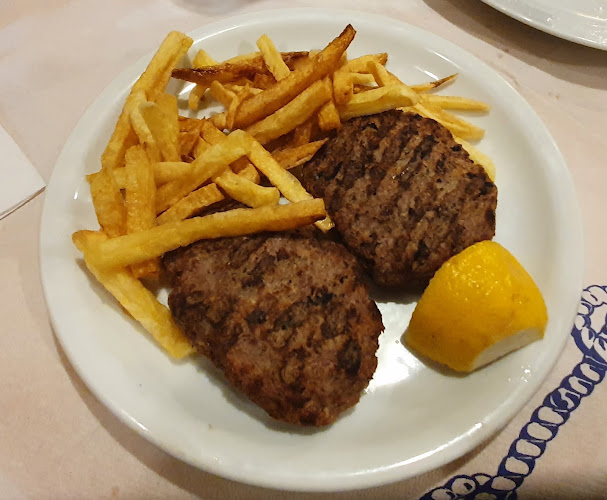 Taverna Karavolos - Γαστρονομία και φιλοξενία