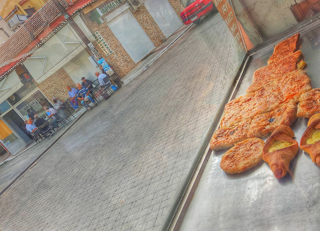 Opinii despre Μπουγάτσα ο Νικος în Νέα Ζίχνη - Γαστρονομία και φιλοξενία