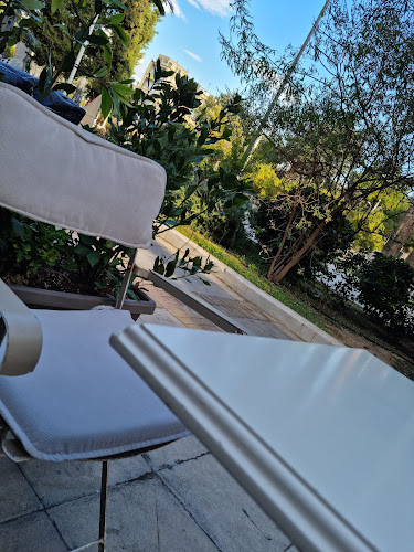 Καφές - Γλυκά Χαλάνδρι Beverley - Γαστρονομία και φιλοξενία