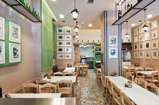 TSAROUCHAS Restaurant