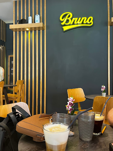 Γεννηματά, Σταυρός 570 14