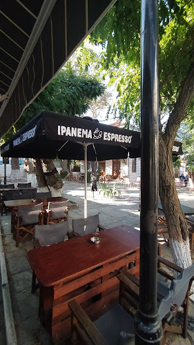 Ακρόνειρο Καφεποτοπωλείο - Γαστρονομία και φιλοξενία