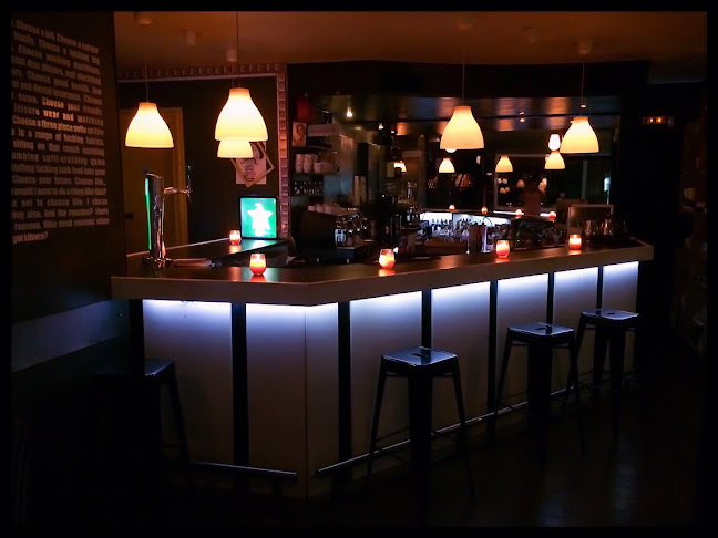 Captains All Day Bar