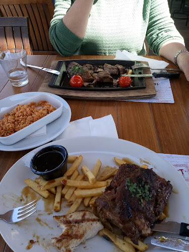 Comentarii opinii despre TGI Fridays Μαρίνα Φλοίσβου