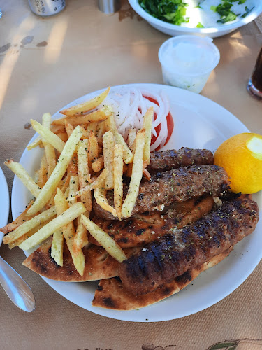 Ταβέρνα "Παραλία"