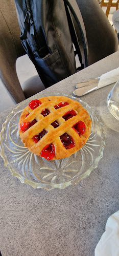 Comentarii opinii despre Sweet Creations