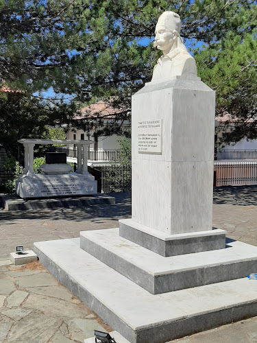 Ταβέρνα "Πλάτανος" - Σκουληκαριά