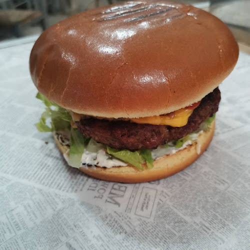 Billy's Grill - Δράμα