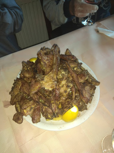 Απόκεντρο - Γαστρονομία και φιλοξενία