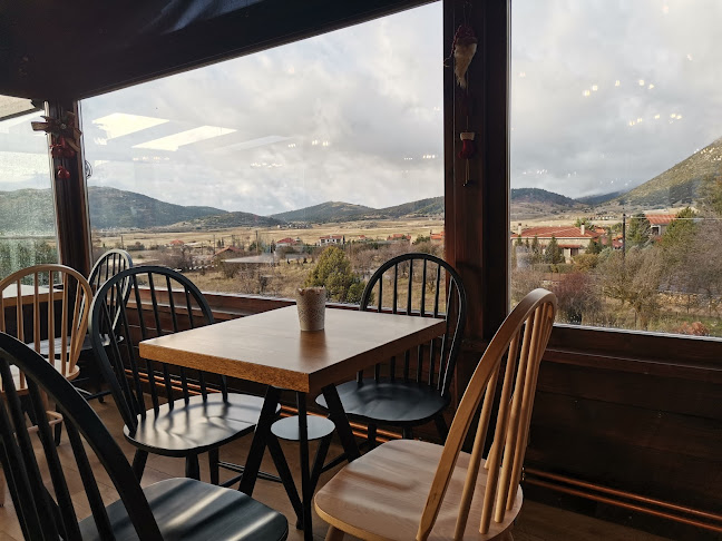 Opinii despre Micro Café în Αράχωβα - Γαστρονομία και φιλοξενία