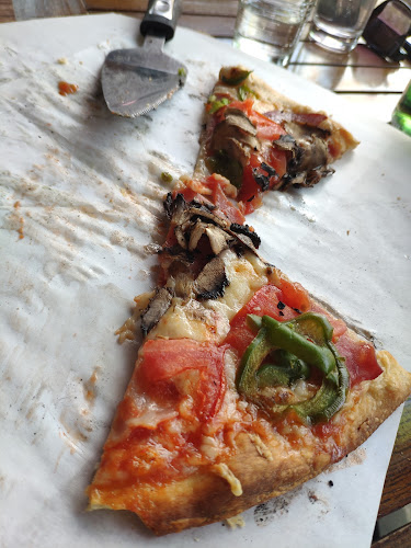 pizzeria birreria Damiani L'Artista - Γαστρονομία και φιλοξενία