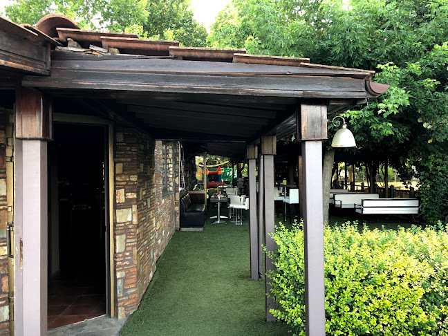 Unnamed Road, 431 00