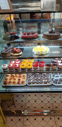 Comentarii opinii despre Patisserie Glykisma