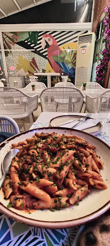 Papagάλλος - Γαστρονομία και φιλοξενία