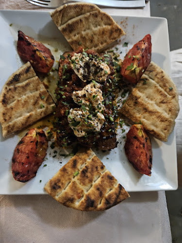 Cristou Konstantopoulou, Πάρος 844 00