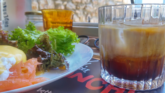 Comentarii opinii despre The Underdog® Flagship Store Thissio