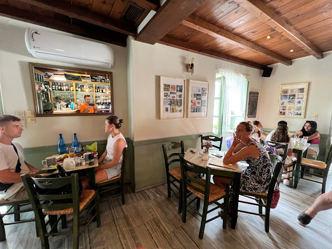 Μαντώς Μαυρογένους 28, Γεφυράκι 844 00