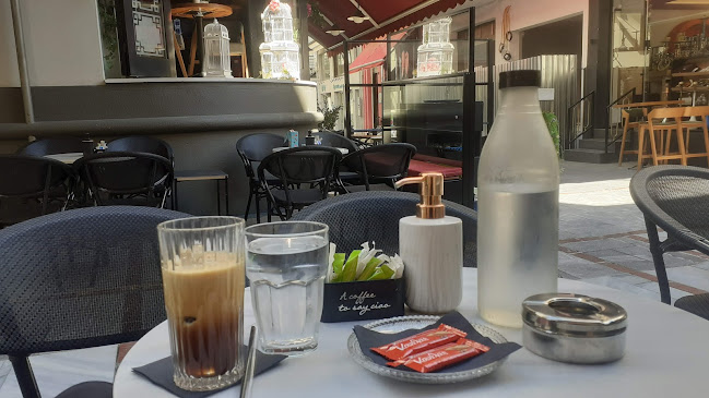 Opinii despre Ηριδανός cafe-bar-bistro în Ηράκλειο - Γαστρονομία και φιλοξενία