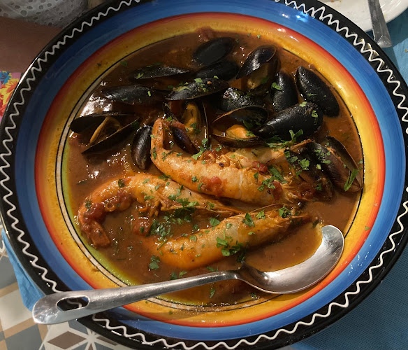 Haritomeni - Γαστρονομία και φιλοξενία