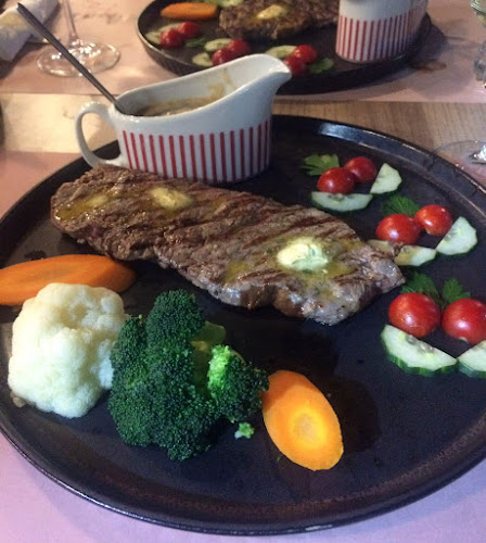 Νικηφόρου Μανδηλαρά 9, Ρόδος 851 00